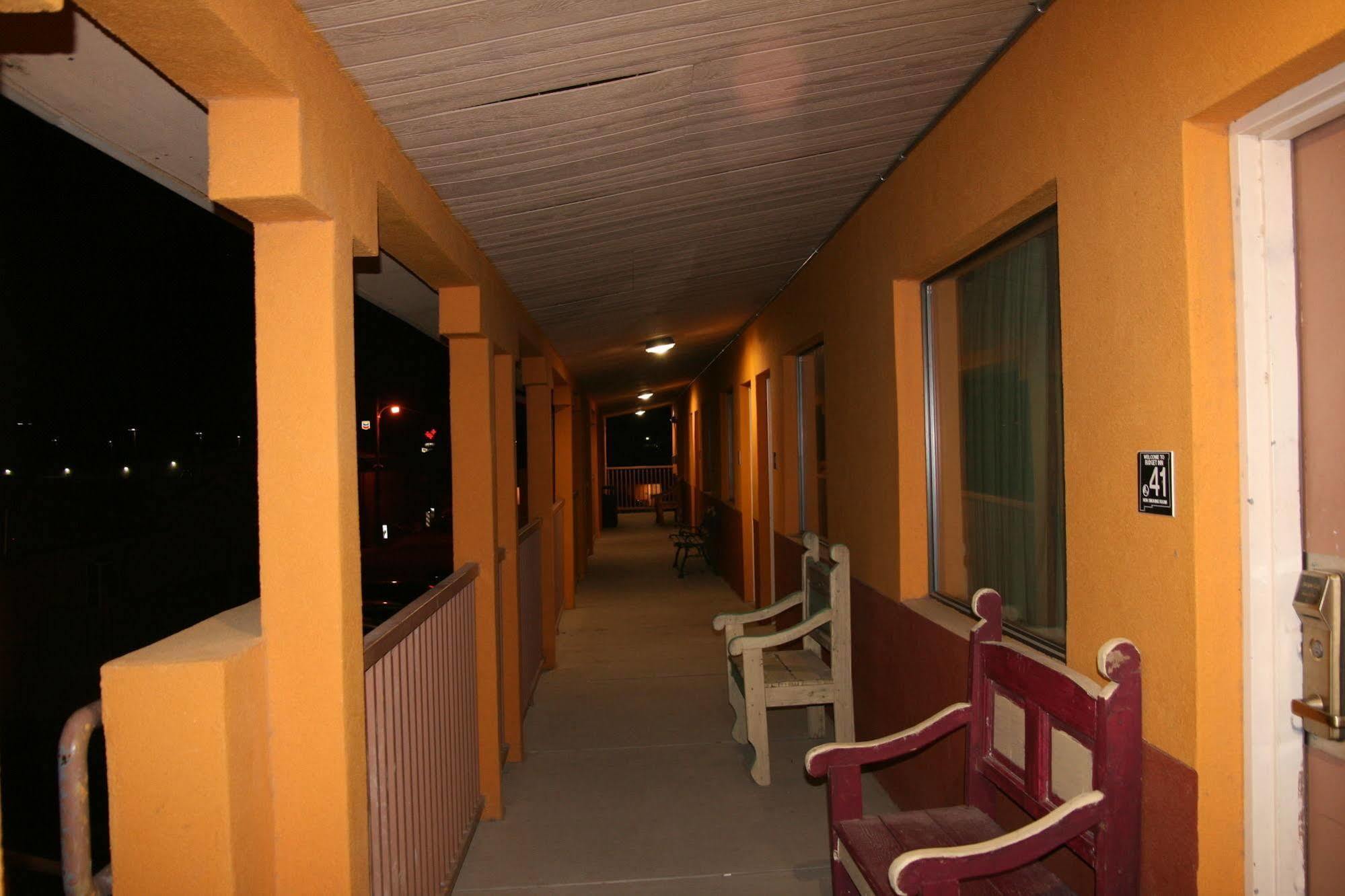 Budget Inn Artesia Exteriör bild